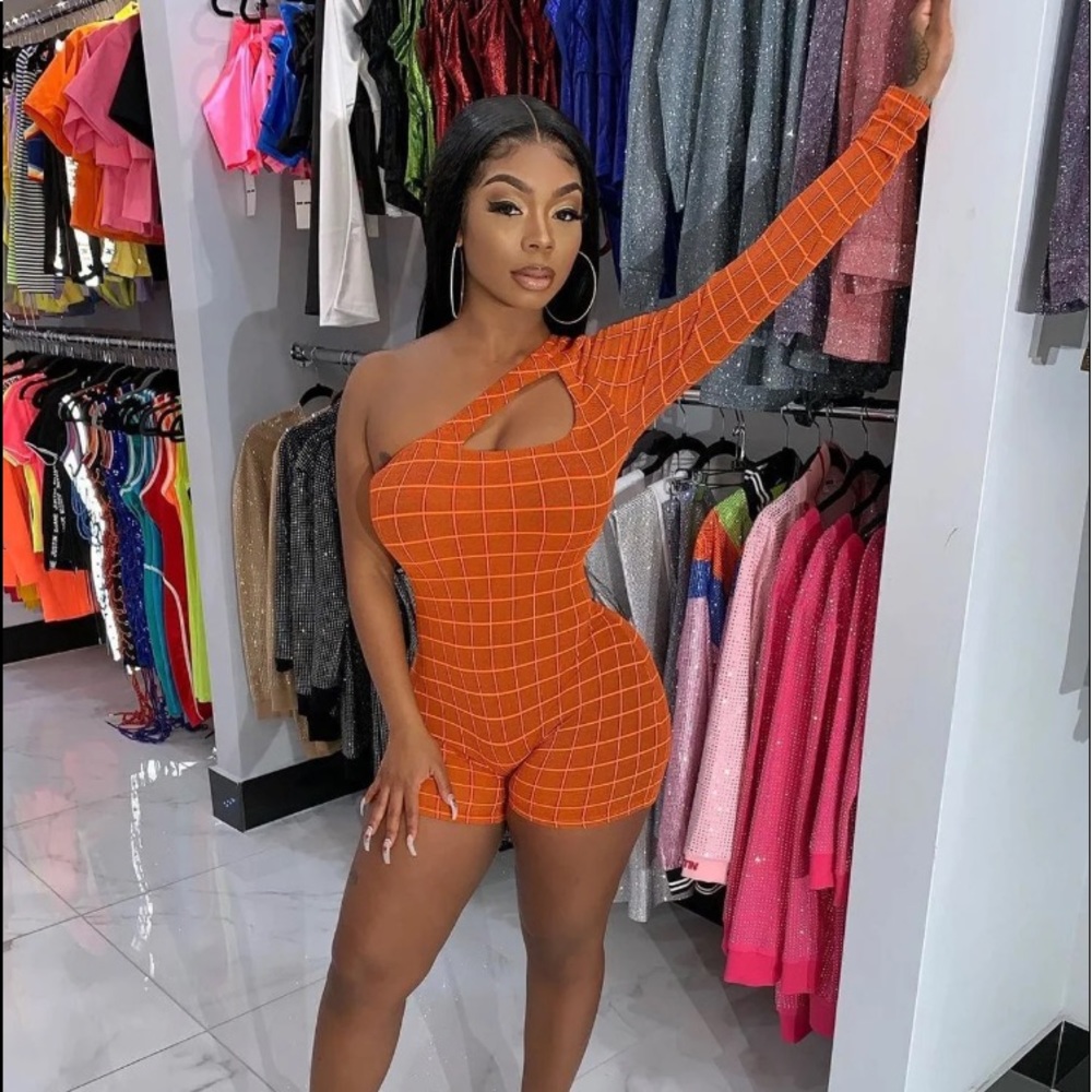 Shane Justin “runway” romper